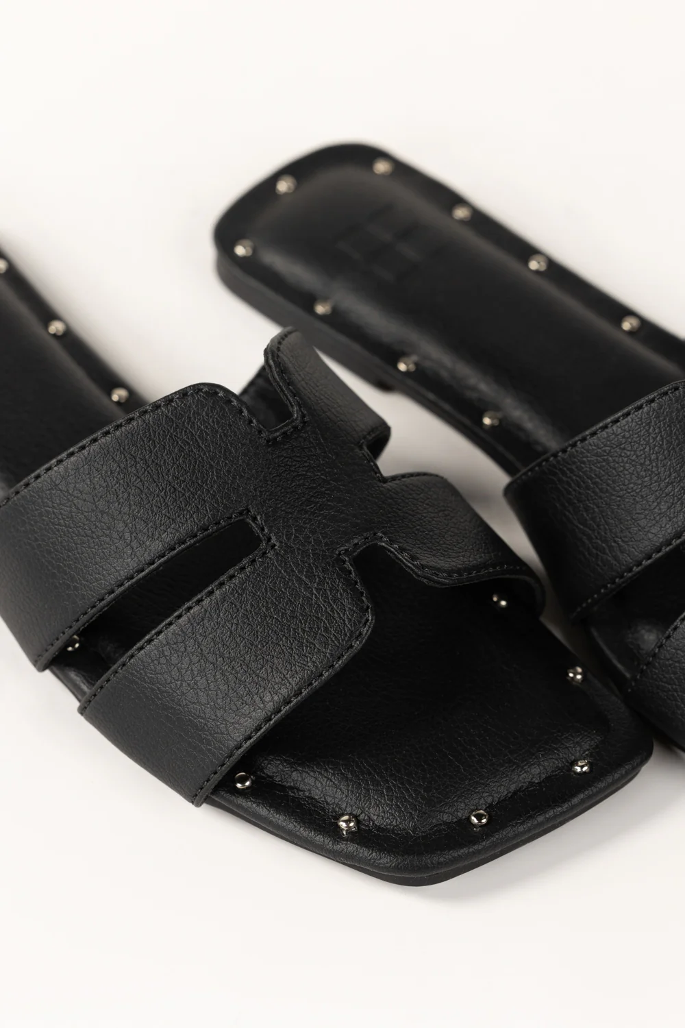 Black Slipper - Image 2