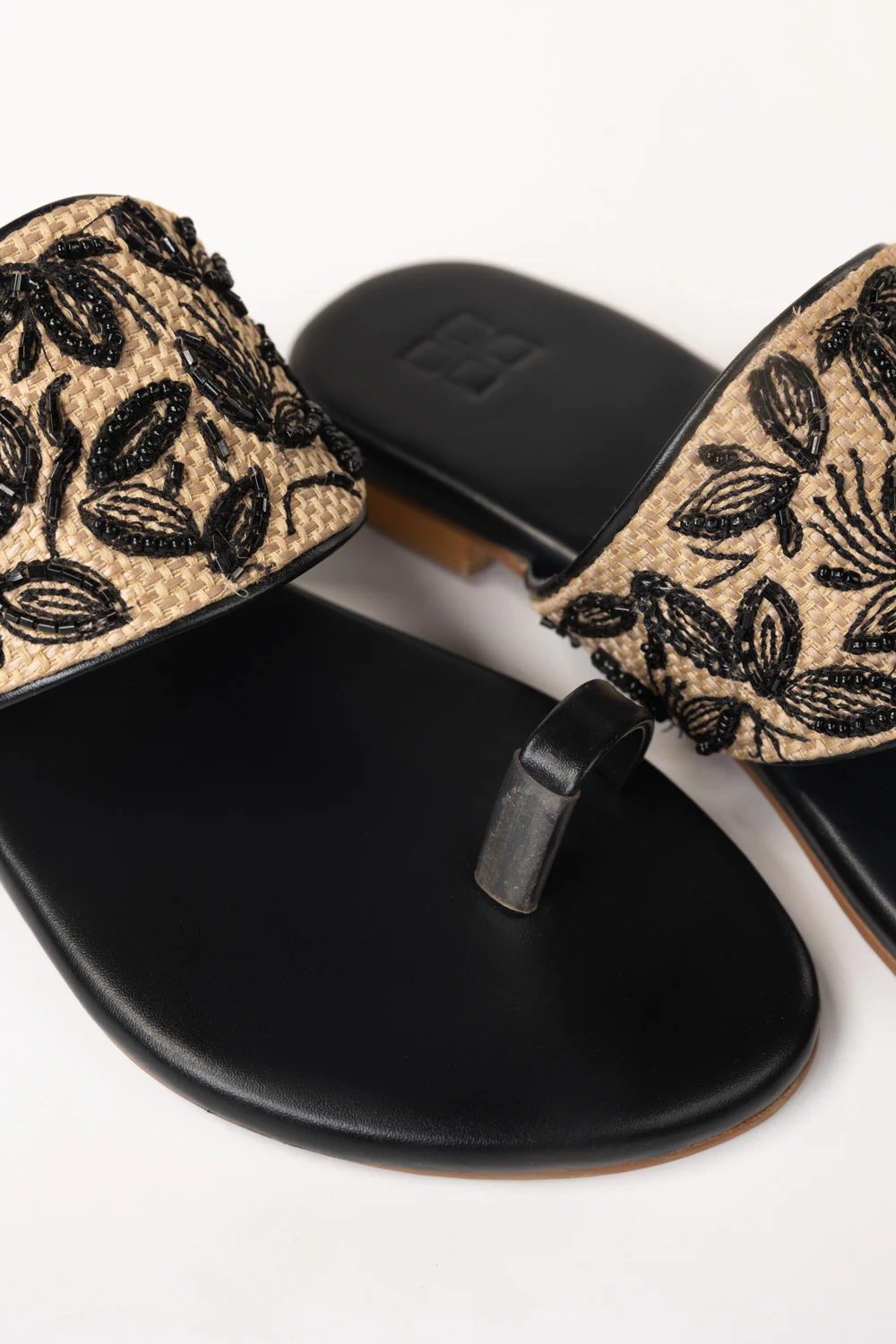 Black Slipper - Image 3