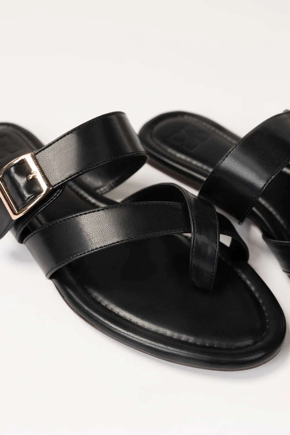 Black Slipper - Image 3