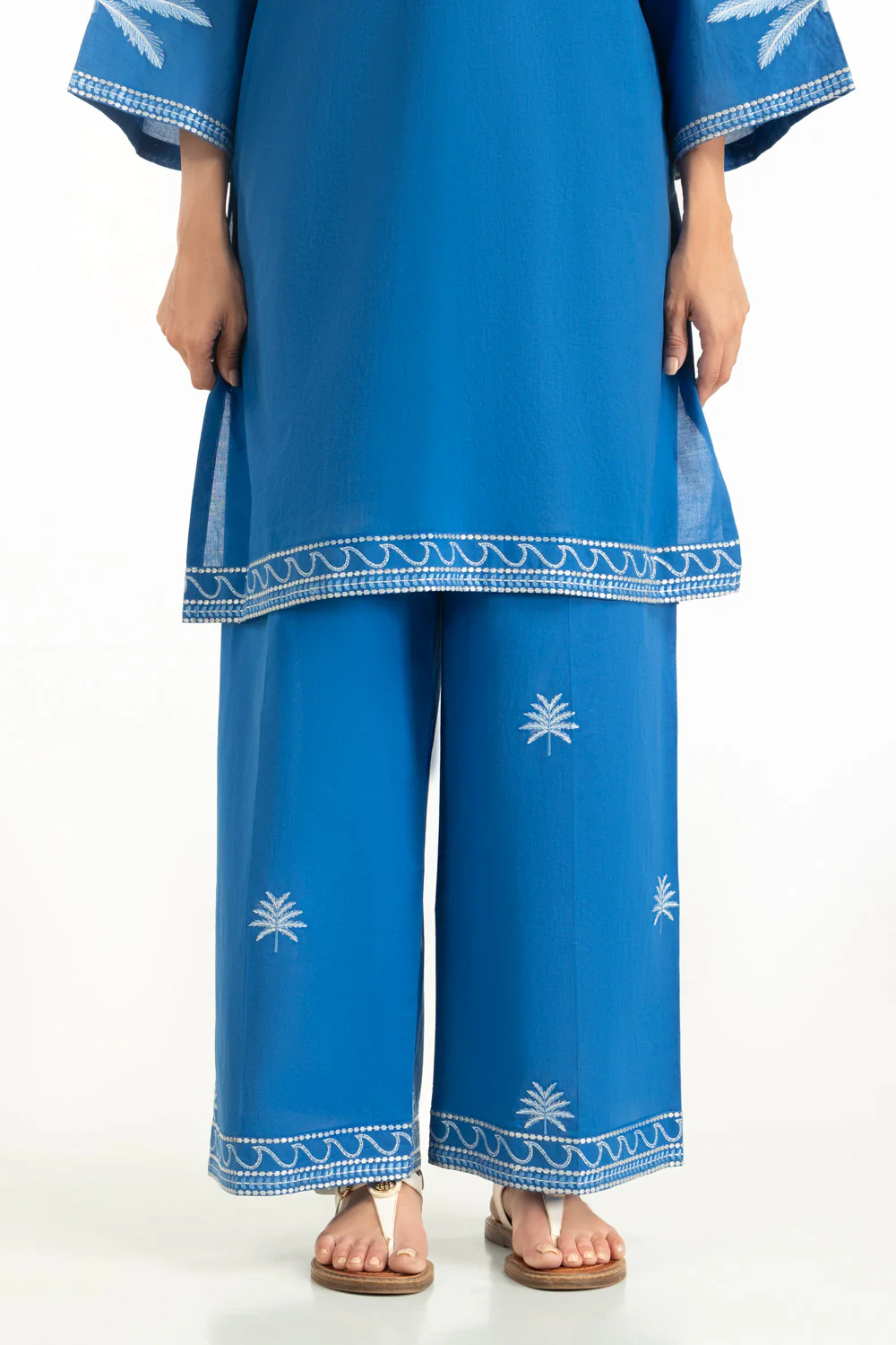 Cambric Embroidered Co-Ord Set - Image 7