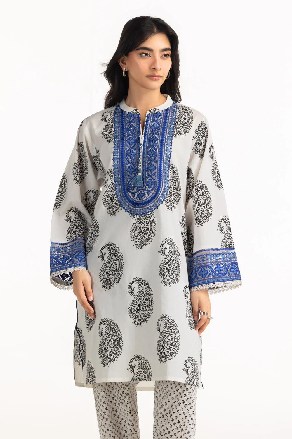 Cambric Embroidered Co-Ord Set - Image 4
