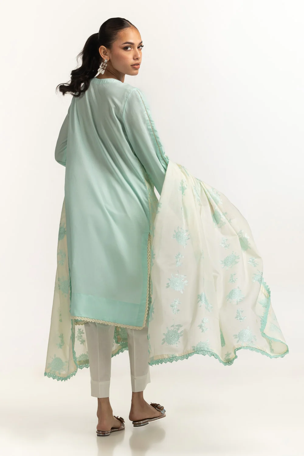 Cambric Embroidered Shirt And Embroidered Dupatta - Image 3