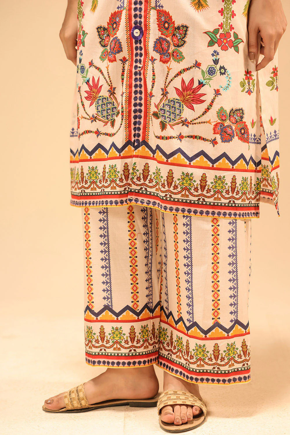 Cambric Printed Co-Ord Set With Embroidered - Image 6