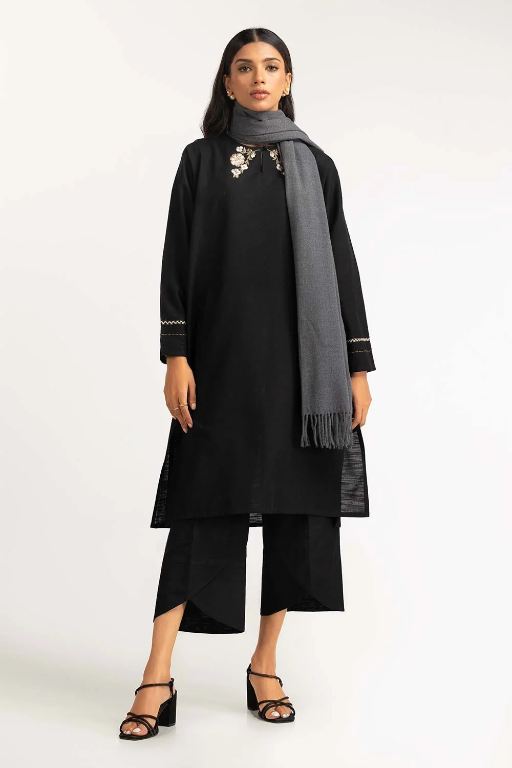 Charcoal Polyester Scarf - Image 5