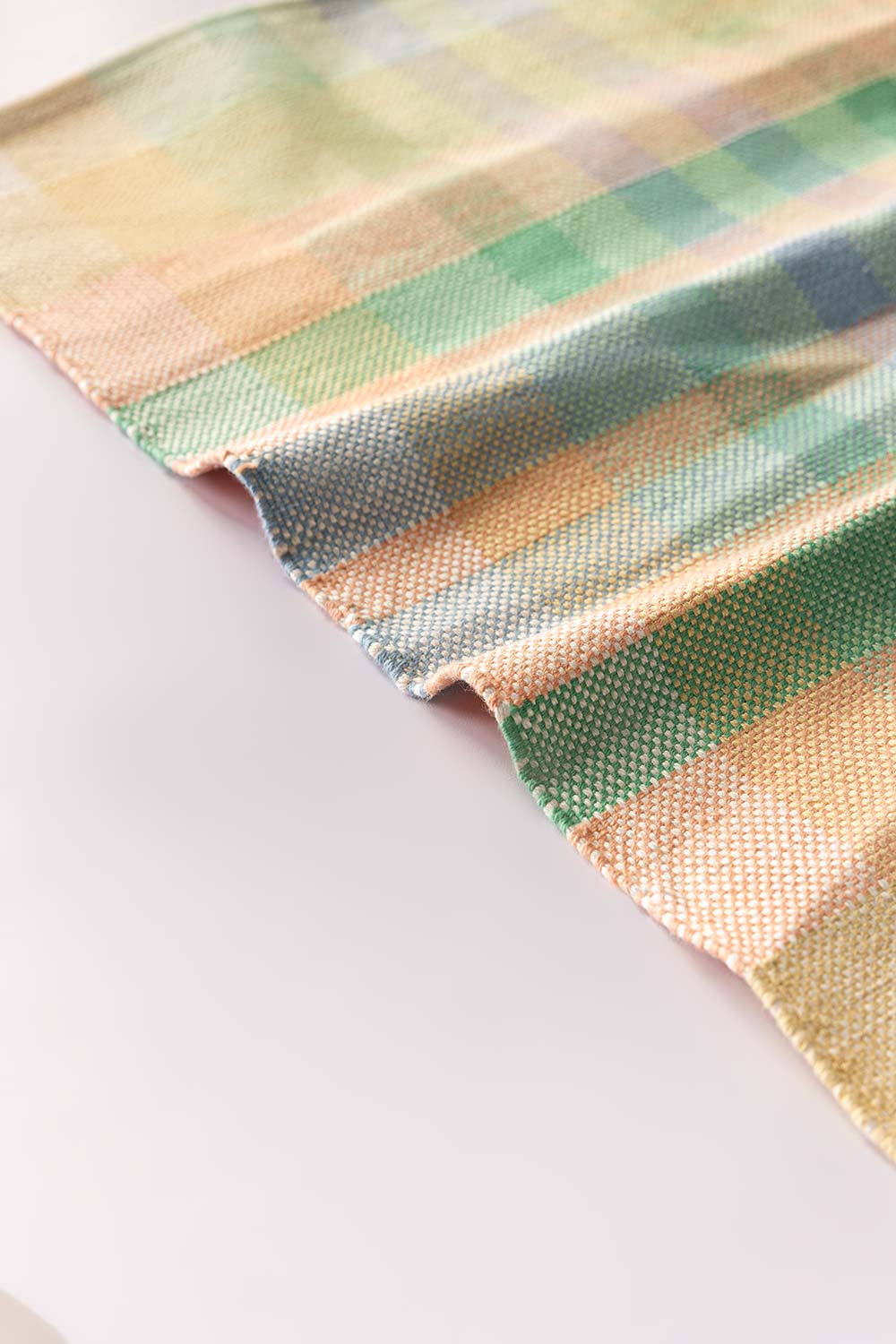 Checks Woven Placemat - Image 3