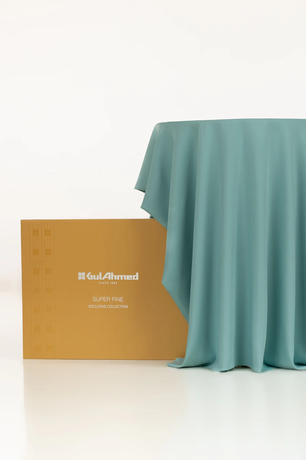 Chrome Unstitched Fabric Blended with Gift Box - Image 15
