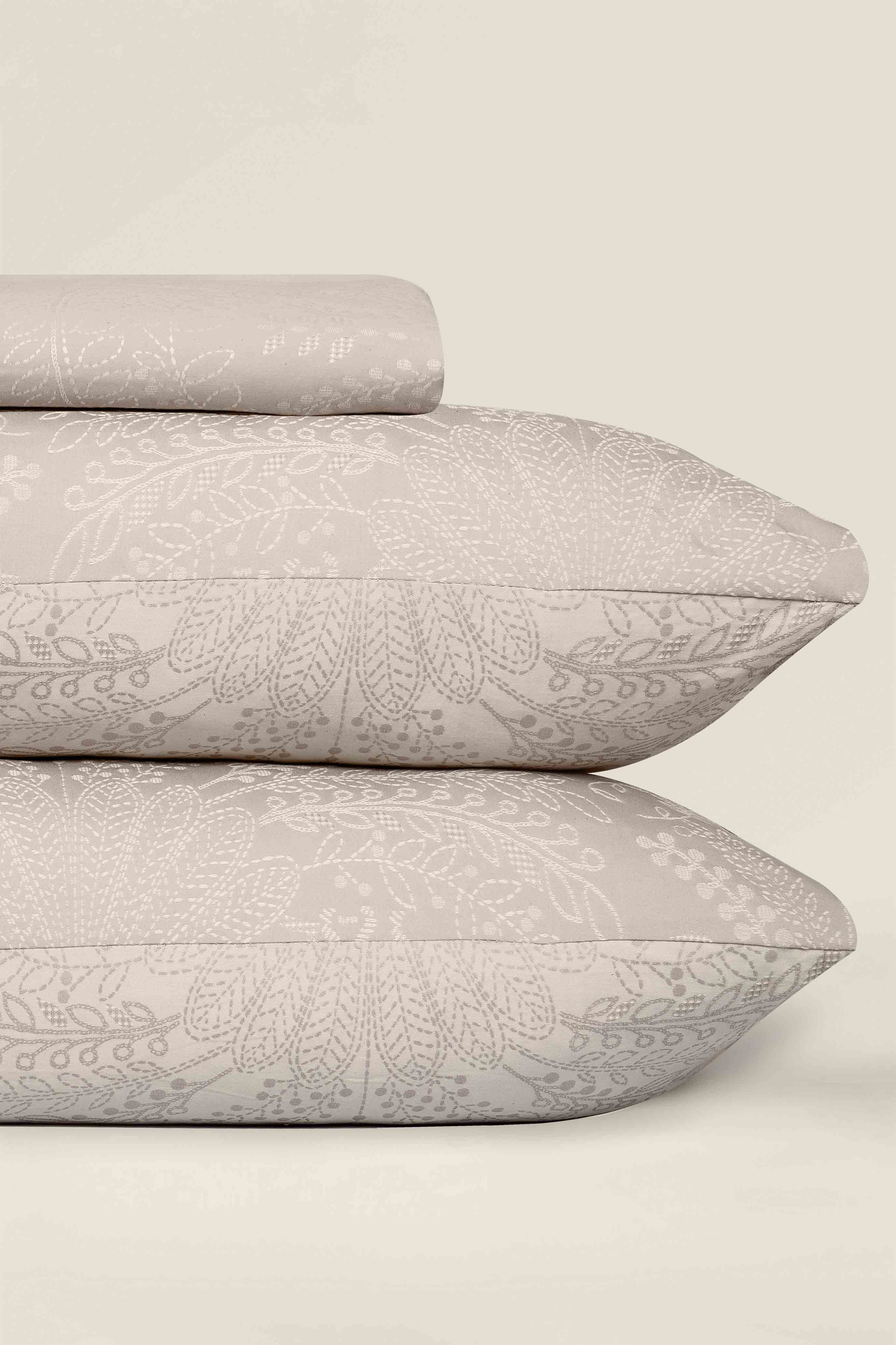 Cinder Jacquard Throw - Image 3
