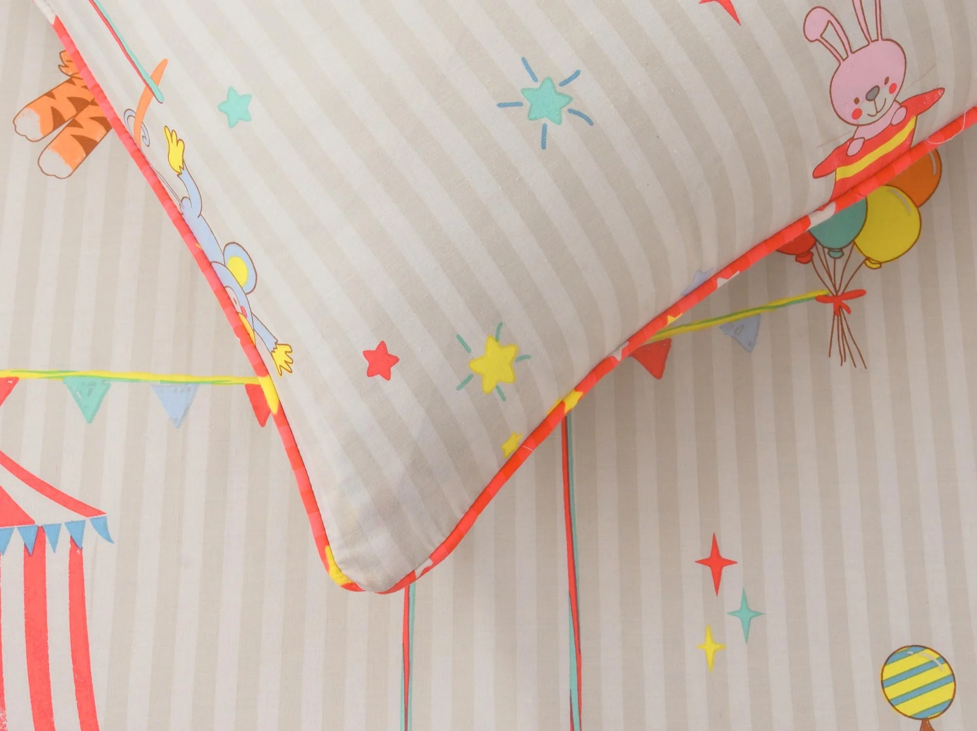 Circus Star T-150 Quilt Cover Set - Image 3
