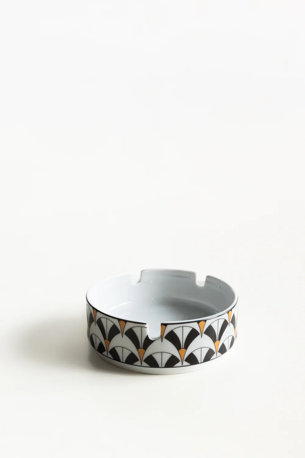 Classic Fans Ash tray Round