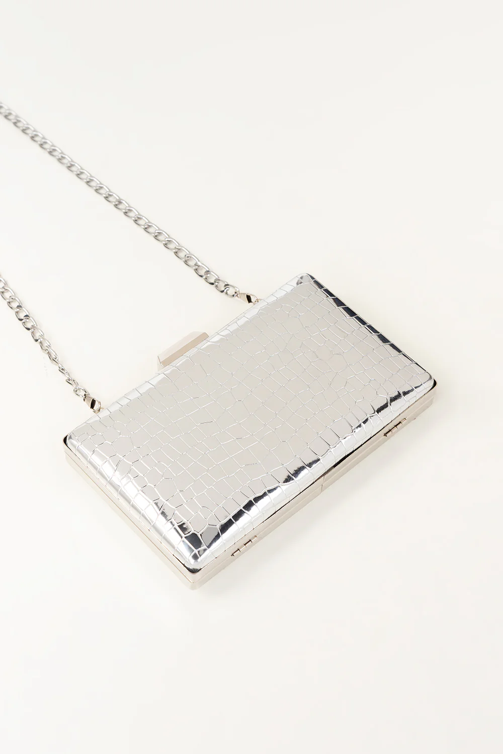 Clutch - Image 4