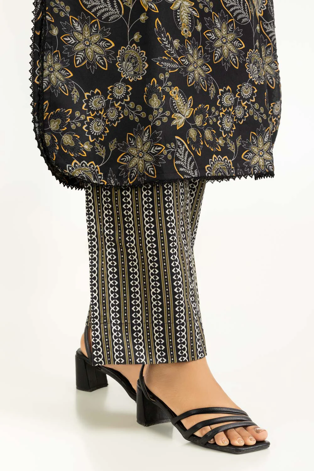 Corduroy Printed Co-Ord Set - Image 7