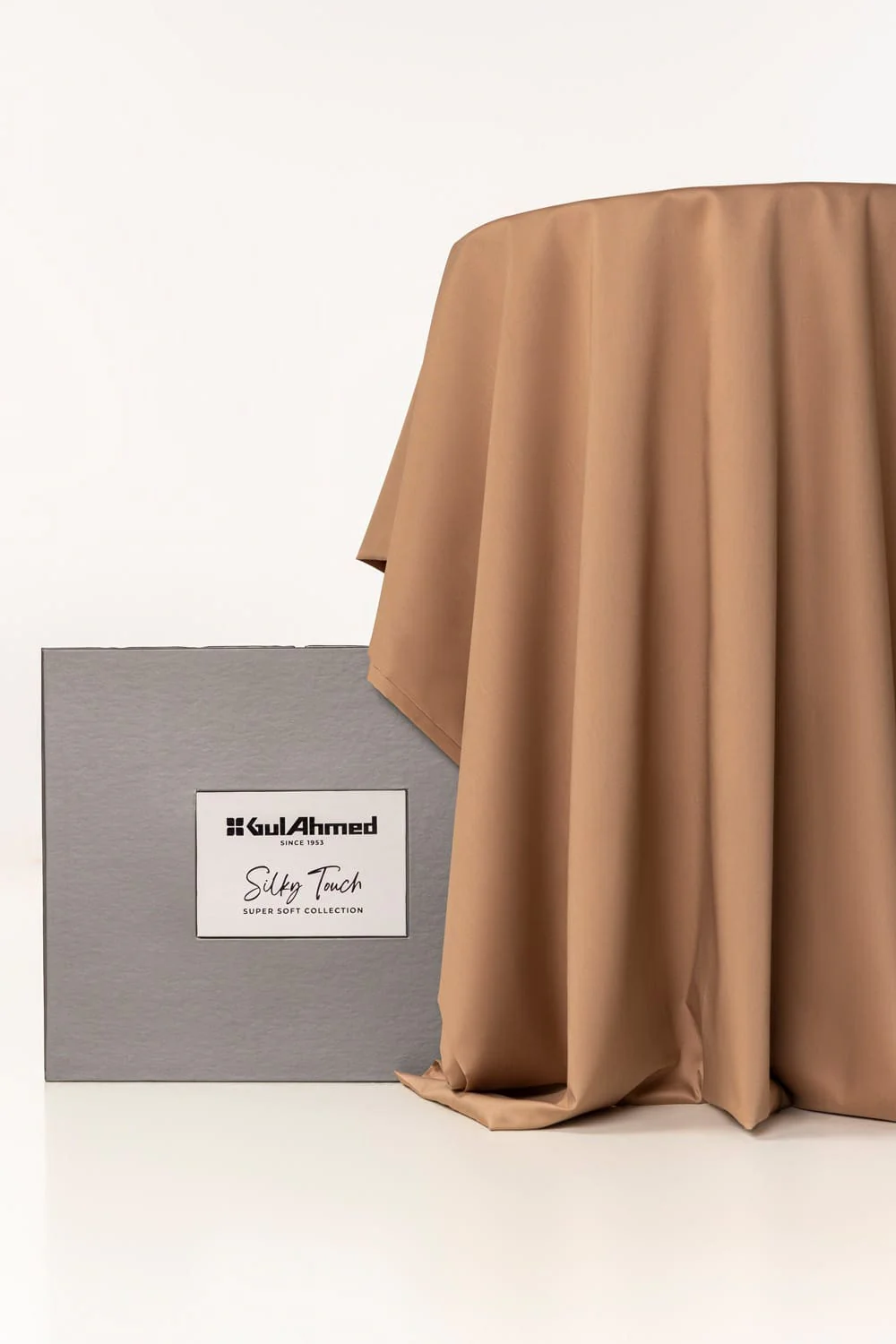 Cotton Club Twill Plus Unstitched Fabric Cotton with Gift Box - Image 2