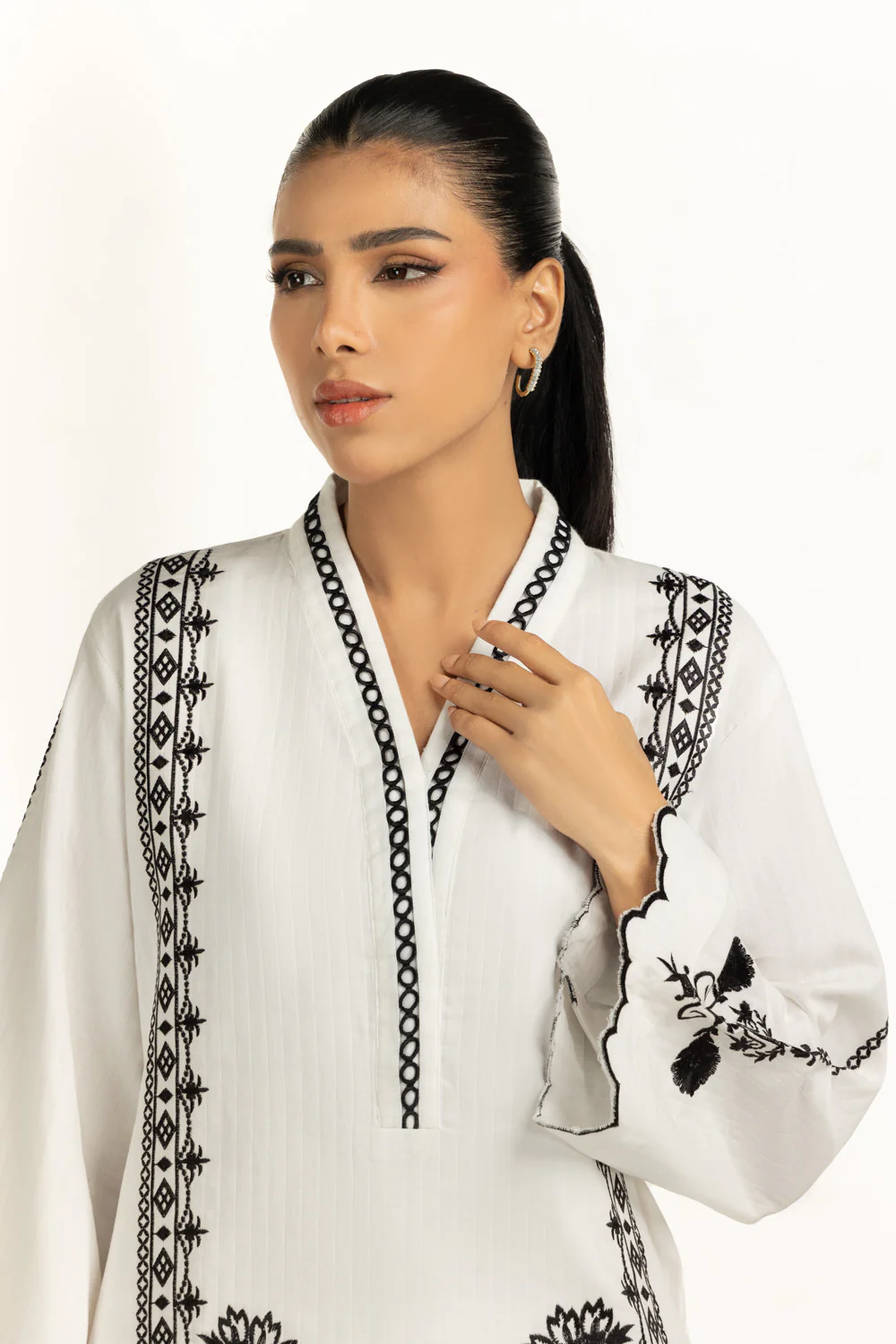 Cotton Embroidered Co-Ord Set - Image 5