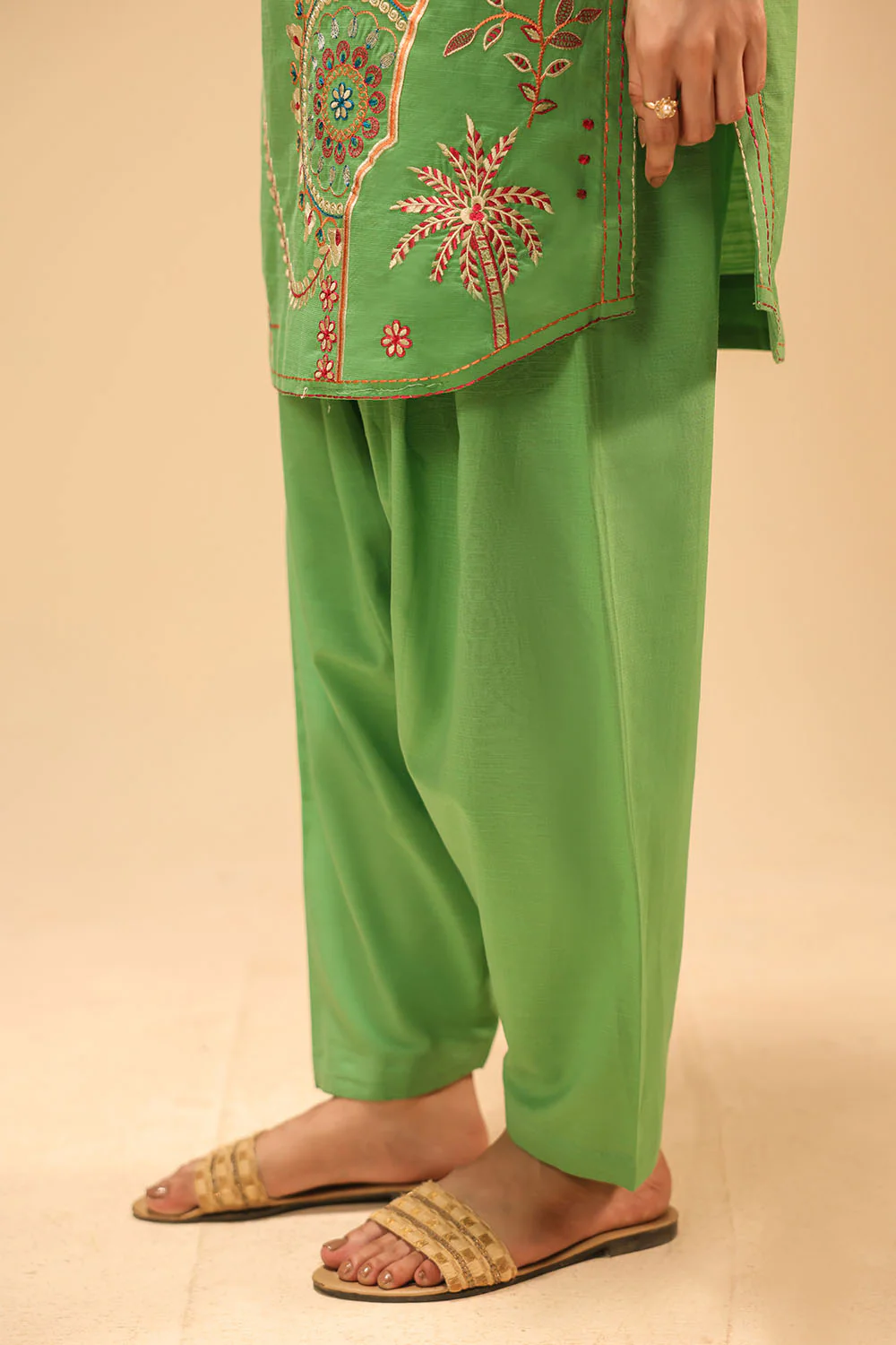 Cotton Viscose Slub Embroidered Co-Ord Set - Image 7