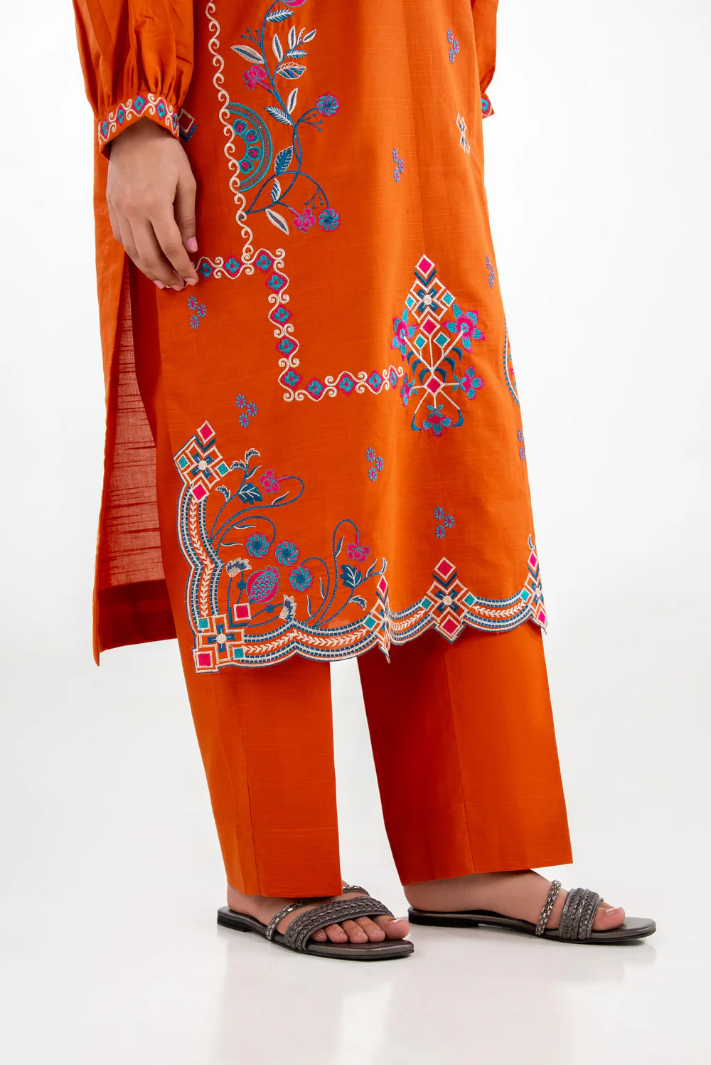 Cotton Viscose Slub Embroidered Co-Ord Set - Image 7