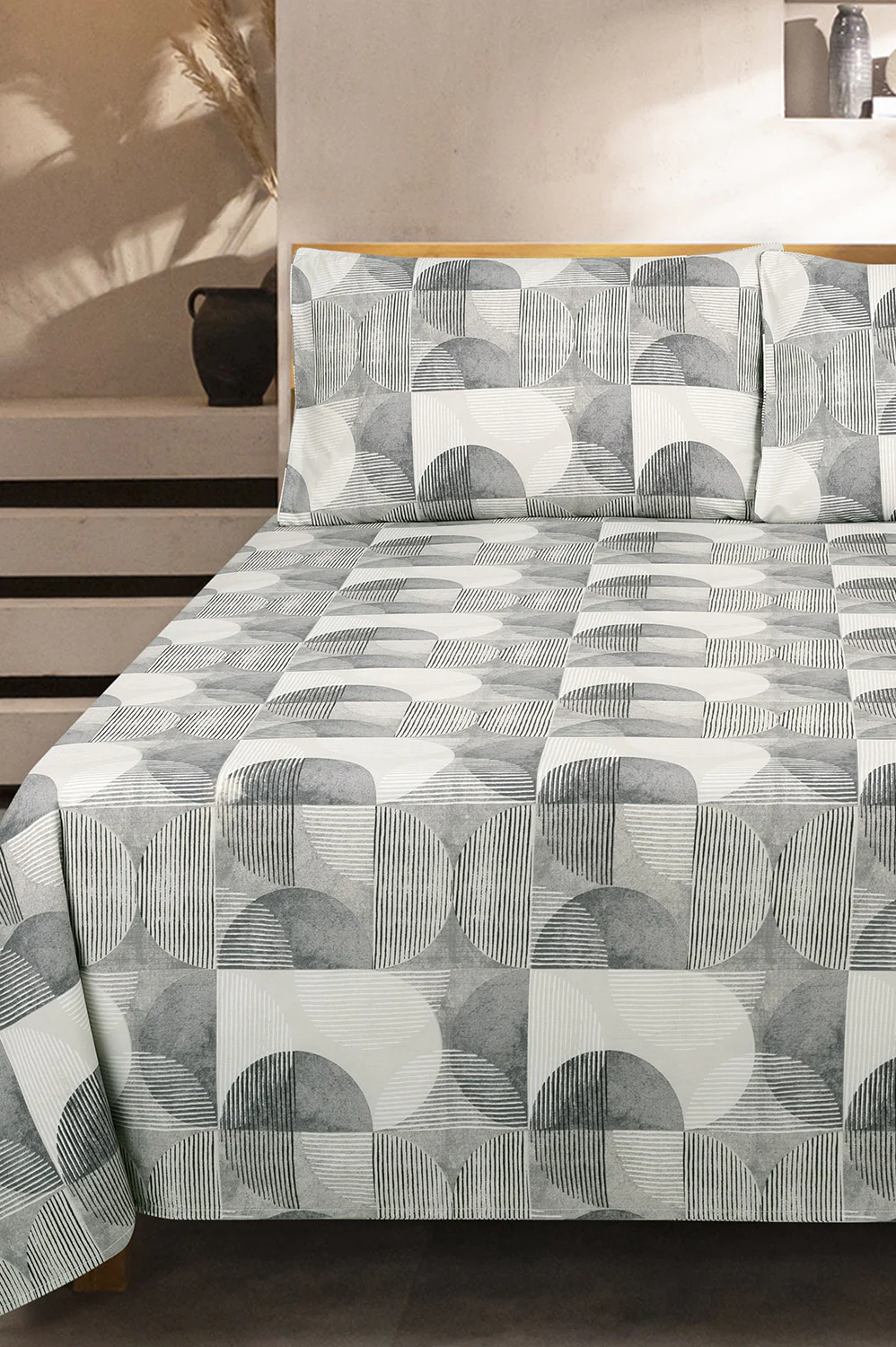Cresent Everyday Classic Bed Sheet Set - Image 5