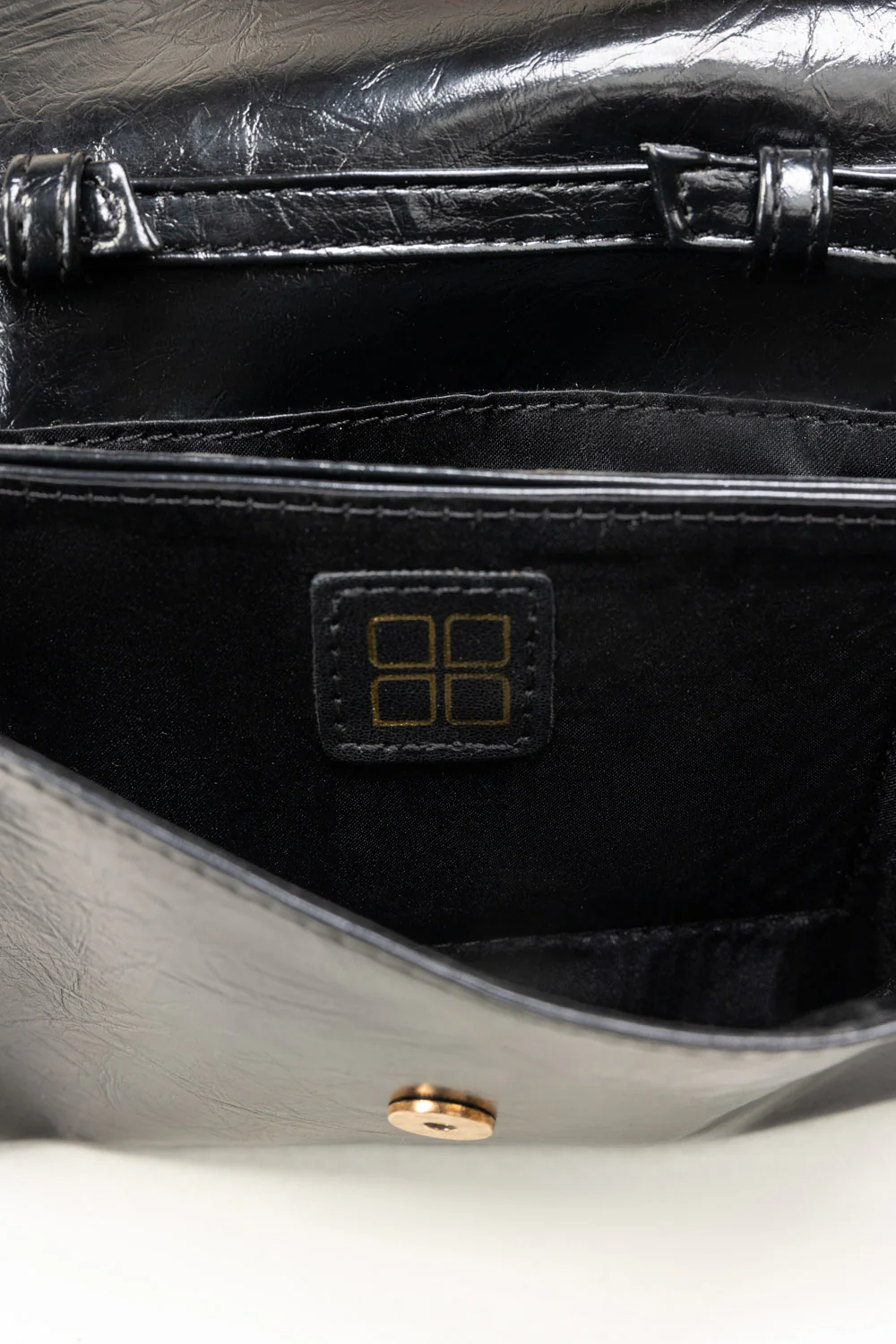 Cross Body Bag - Image 3