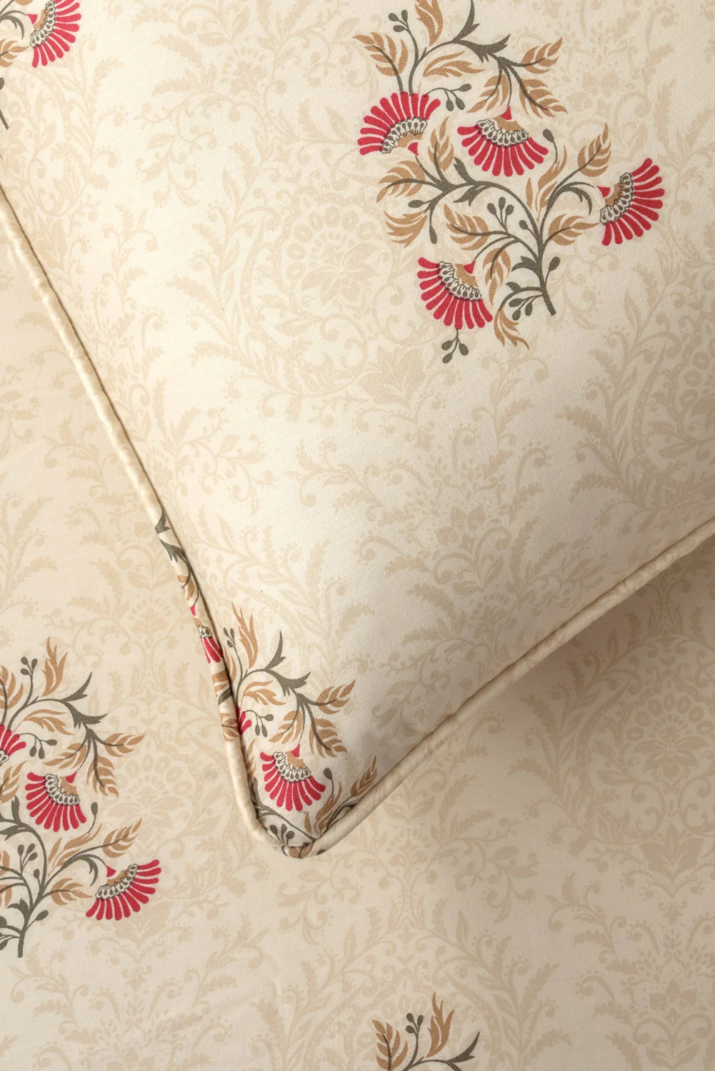 Daisy Rose 2 T-200 Bed Sheet Set - Image 4