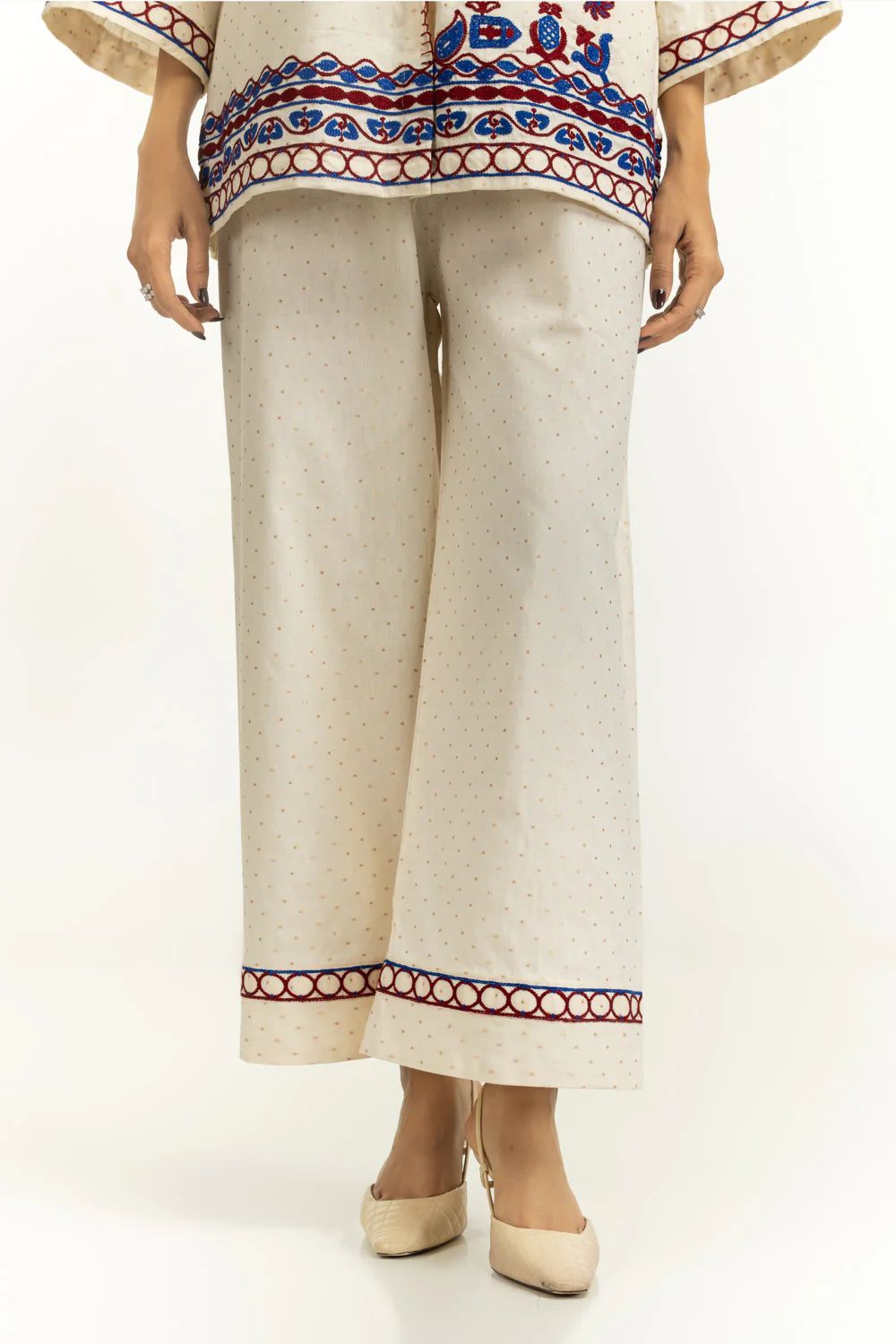 Denier Jacquard Embroidered Co-Ord Set - Image 6