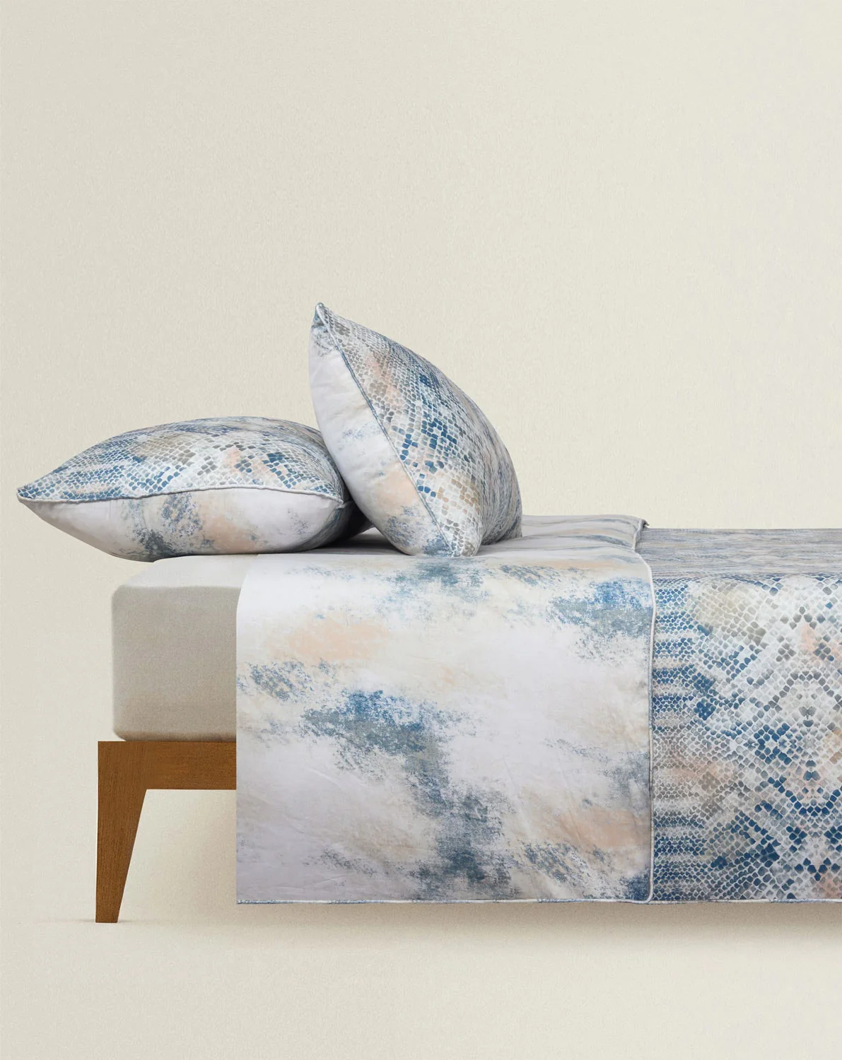 DGBD-002 T-200 Quilt Cover Set - Image 2