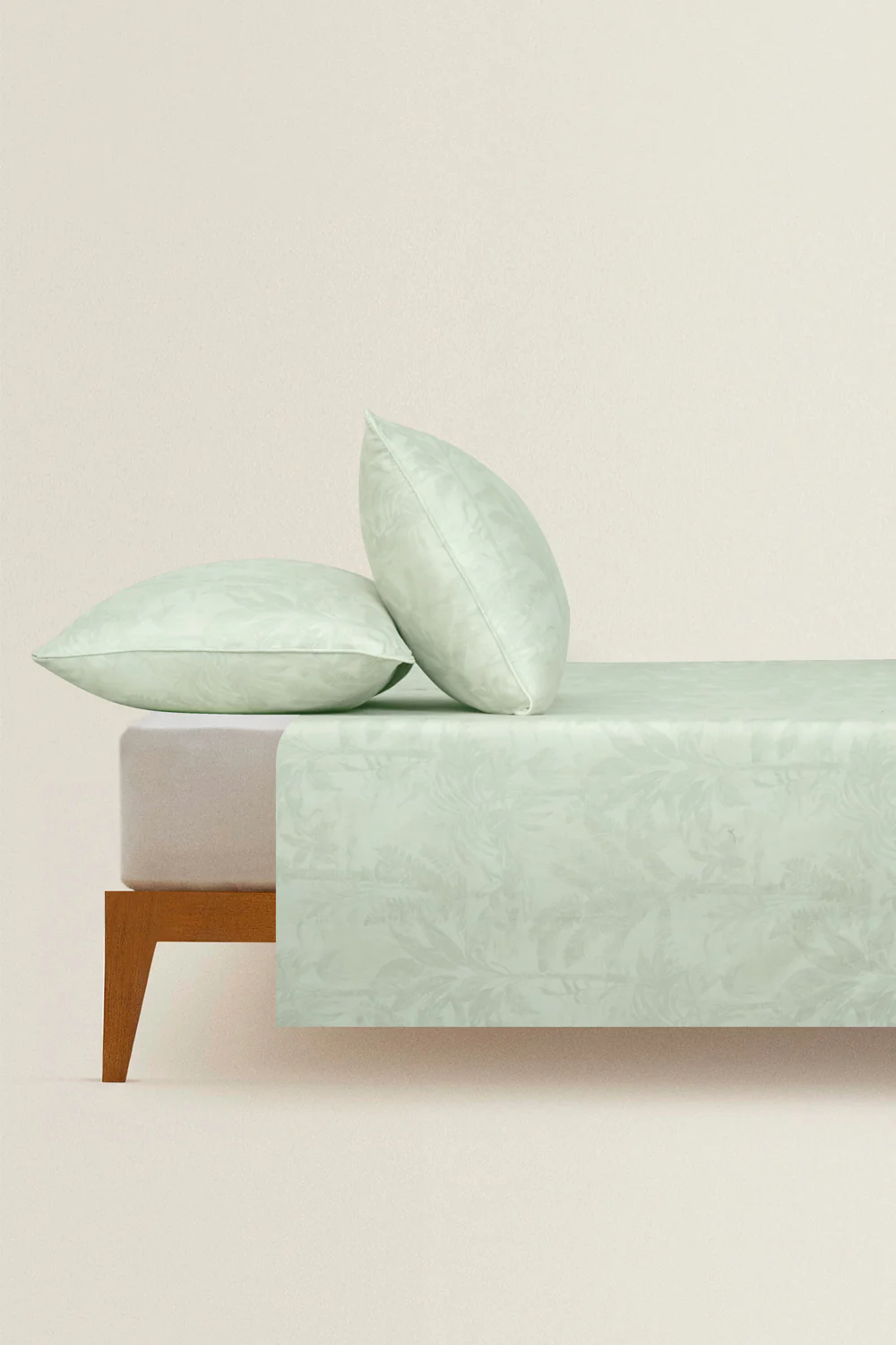 DGBD-004 T-200-1 Bed Sheet Set - Image 3