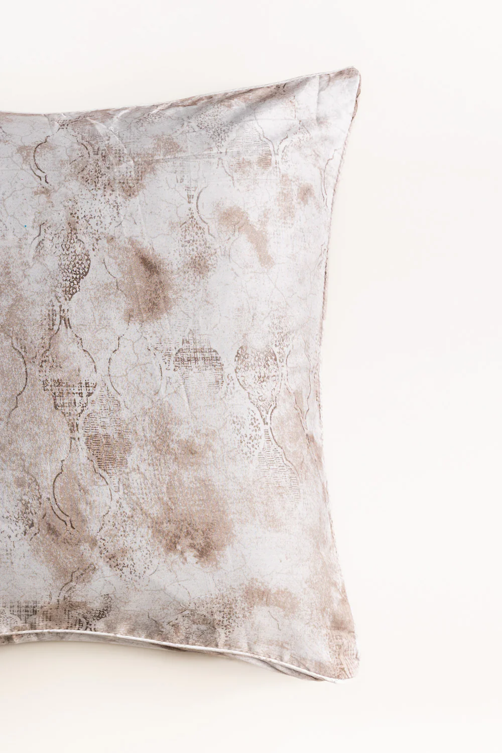 DGBD-005 T-200 Square Cushion Cover - Image 2