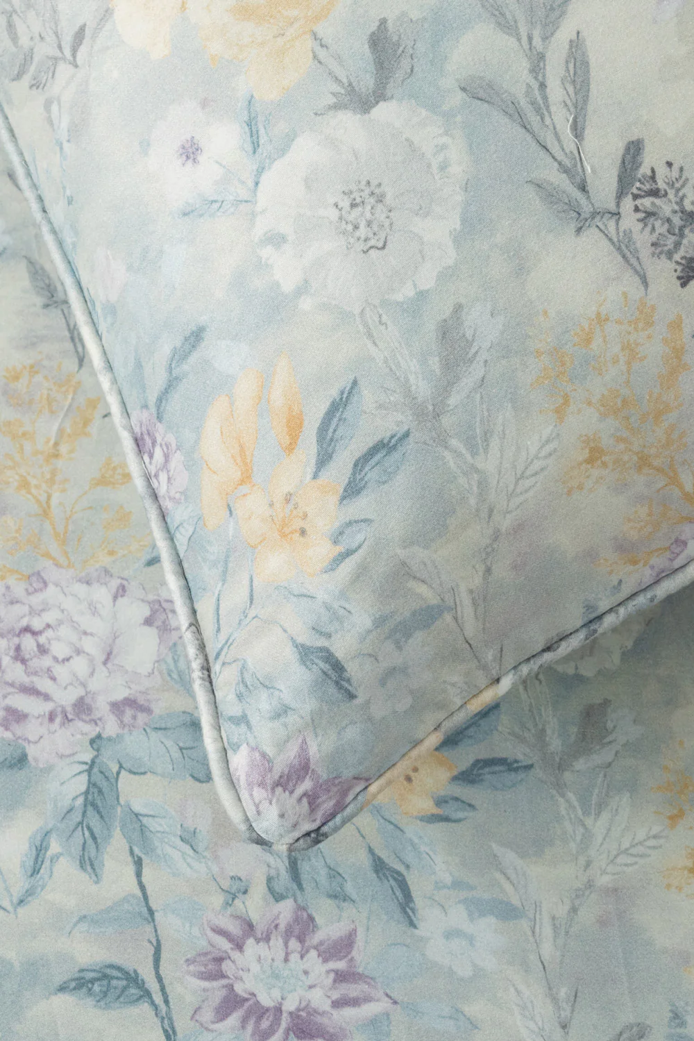 DGBD-006 T-200 Bed Sheet Set - Image 4
