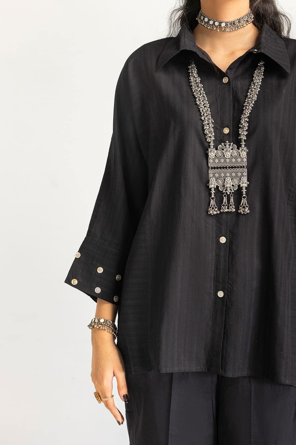 Dobby Dyed Embellished Shirt And Trouser - Image 3