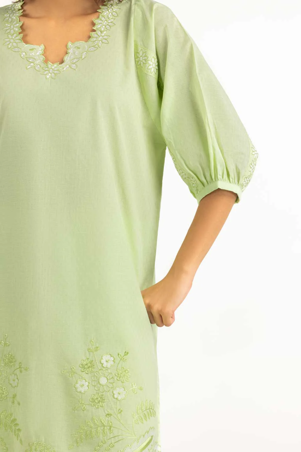 Dobby Embroidered And Trouser - Image 4