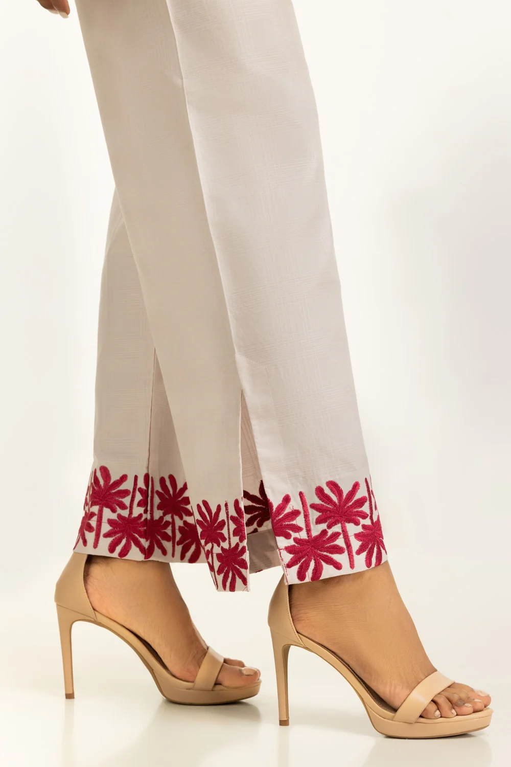 Dobby Embroidered Co-Ord Set - Image 6