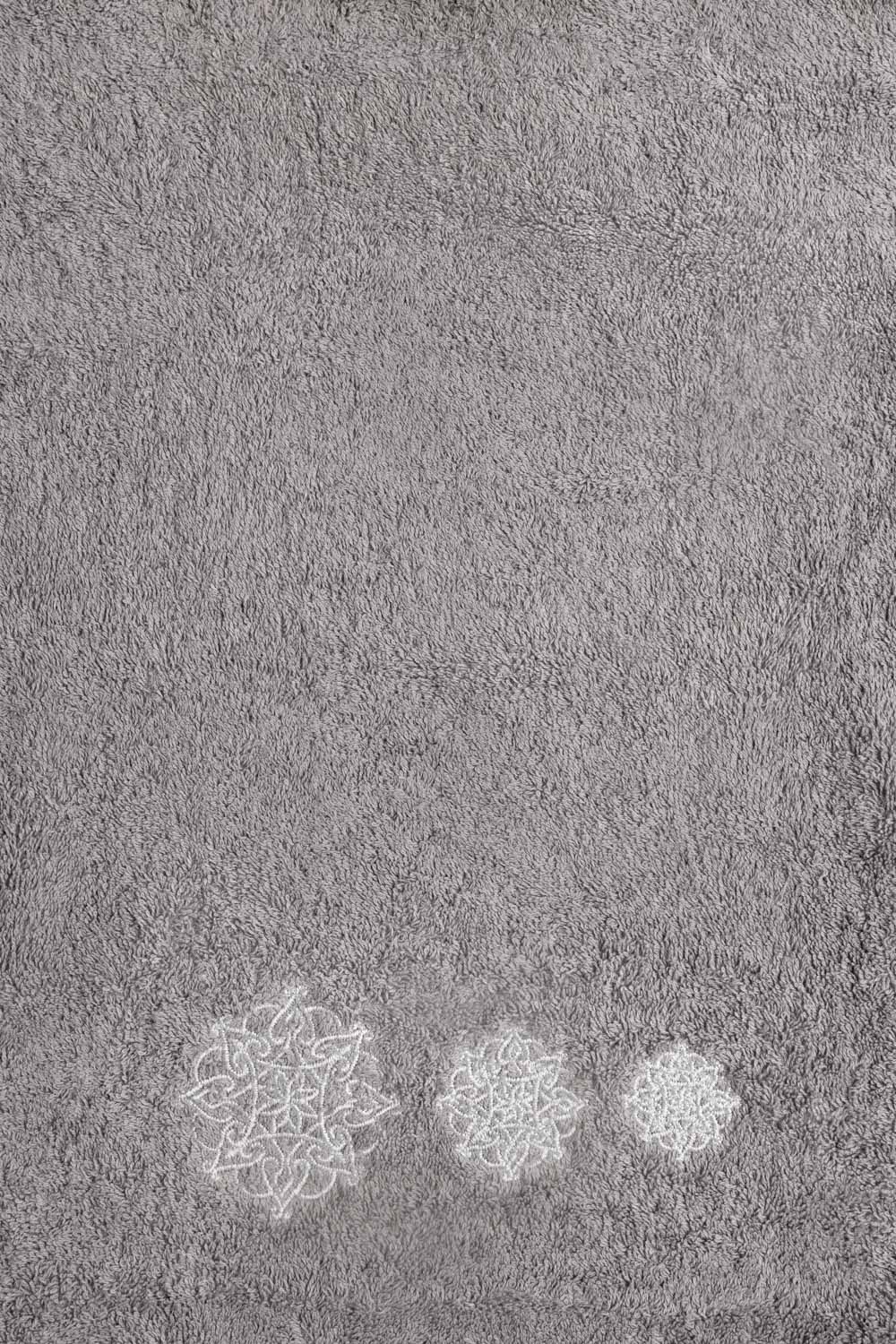 Dove Grey 3 piece Embroidered Towel Set - Image 2