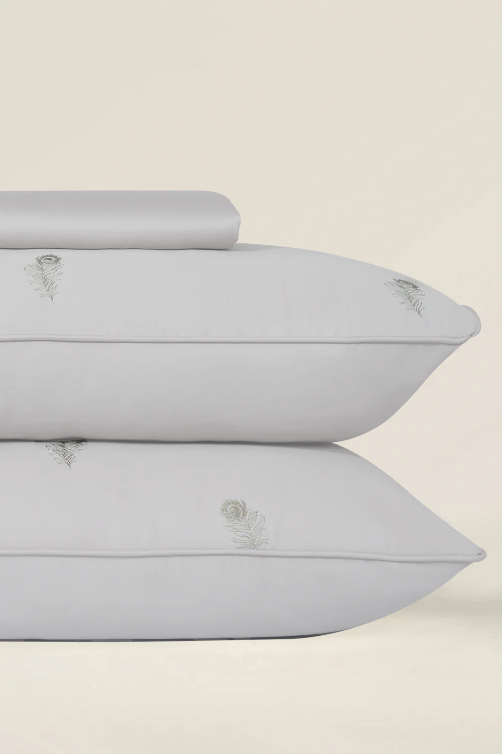 Dove T-400 Embroidered Bed Sheet Set - Image 2