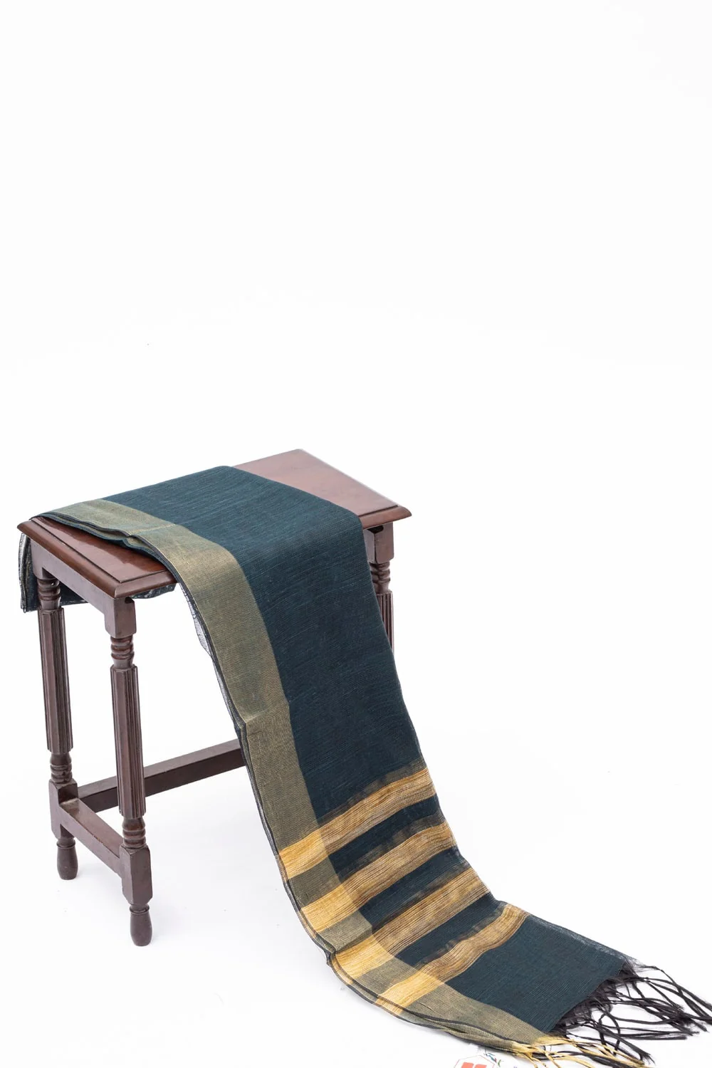 Dyed Jacquard Dupatta - Image 3