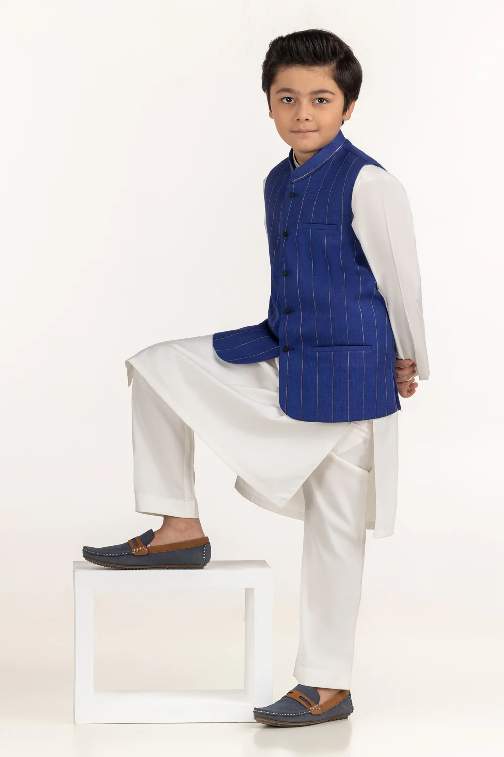 Embroidered Waist Coat KWC-PD24-011 - Image 5