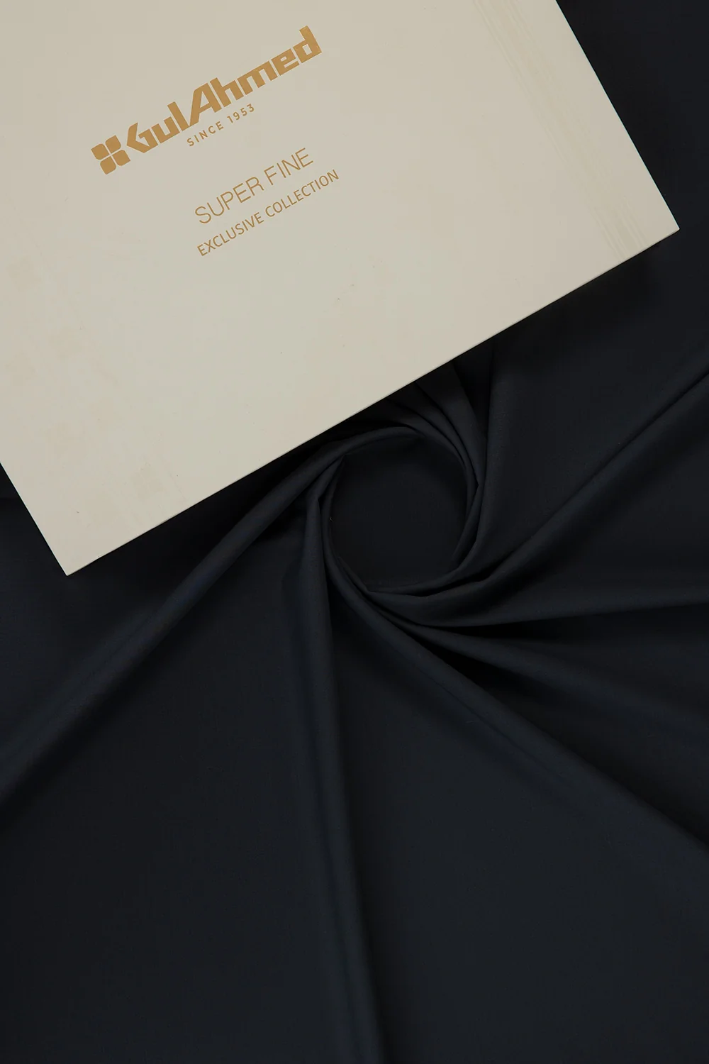 Faramond Unstitched Fabric Blended with Gift Box - Image 4