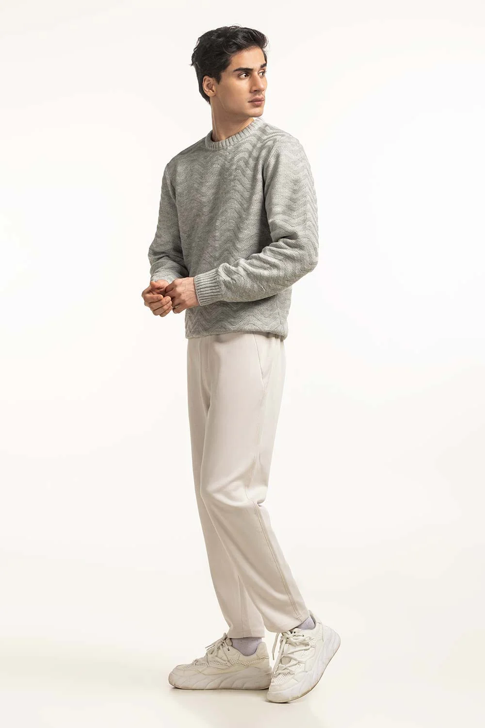 Fashion Sweater - Image 4