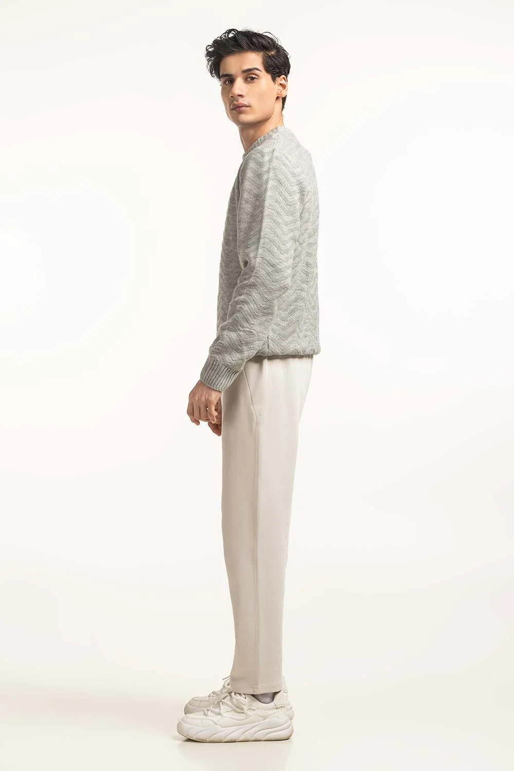Fashion Sweater - Image 5