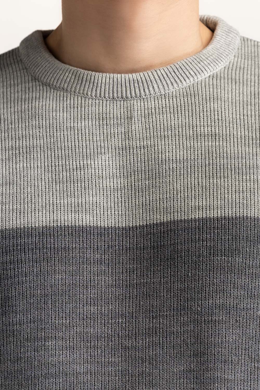 Fashion Sweater - Image 2