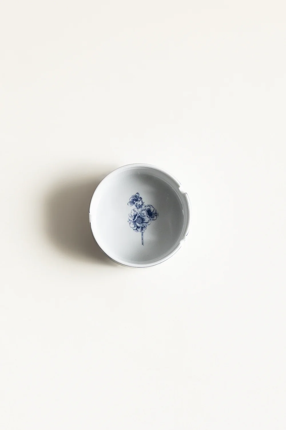 Floral Ashtray Round