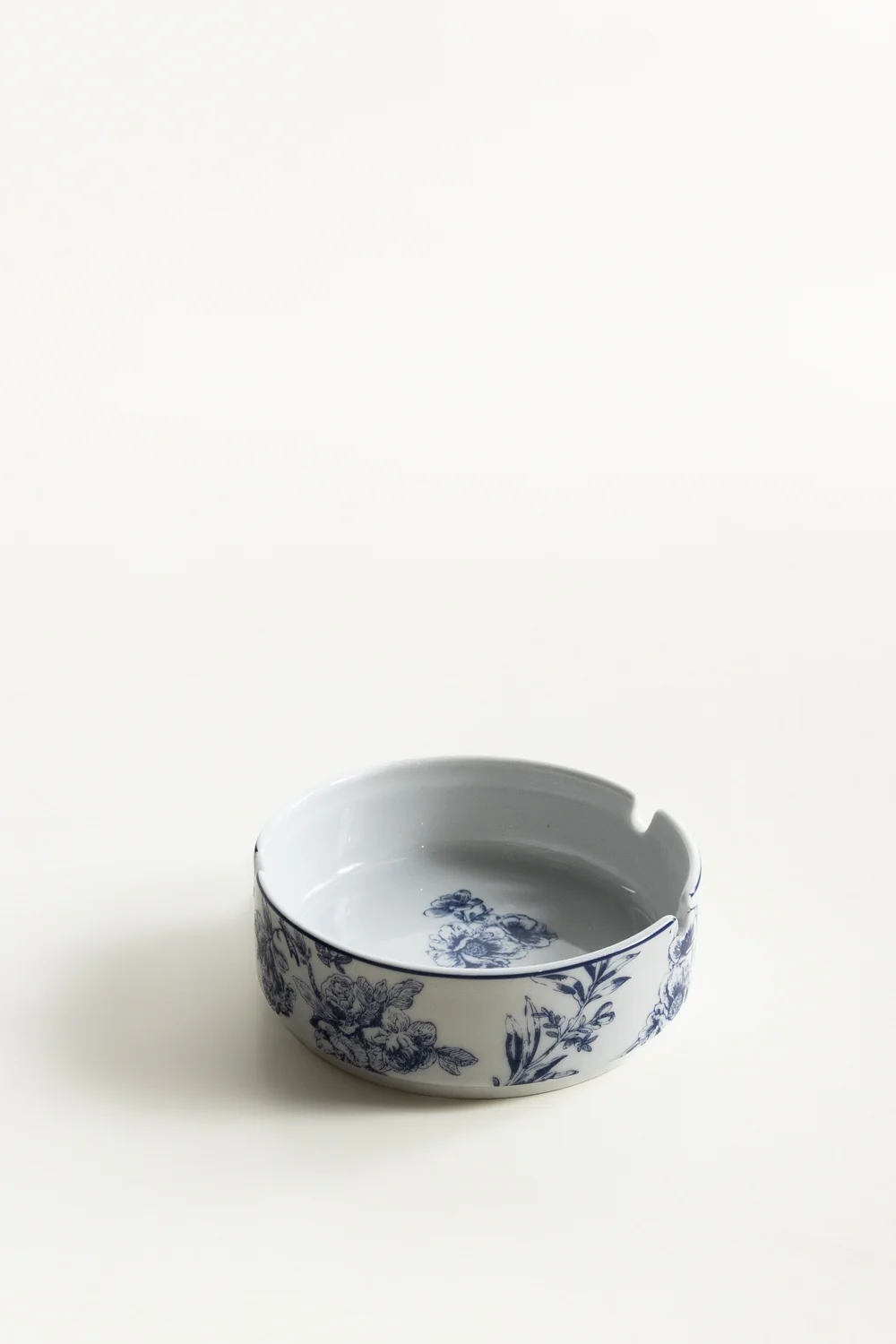 Floral Ashtray Round - Image 2