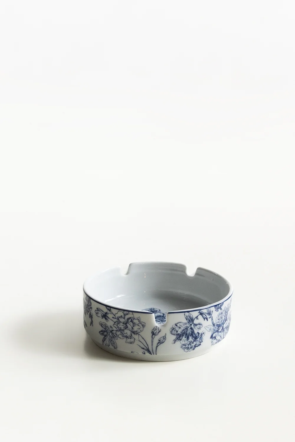 Floral Ashtray Round - Image 5