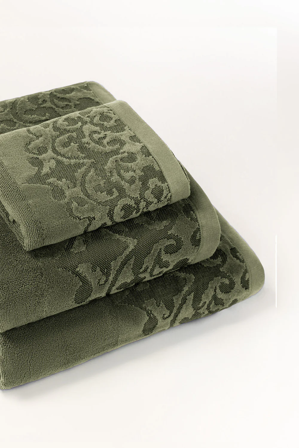 Foliage Jacquard Dyed Towel - Image 3