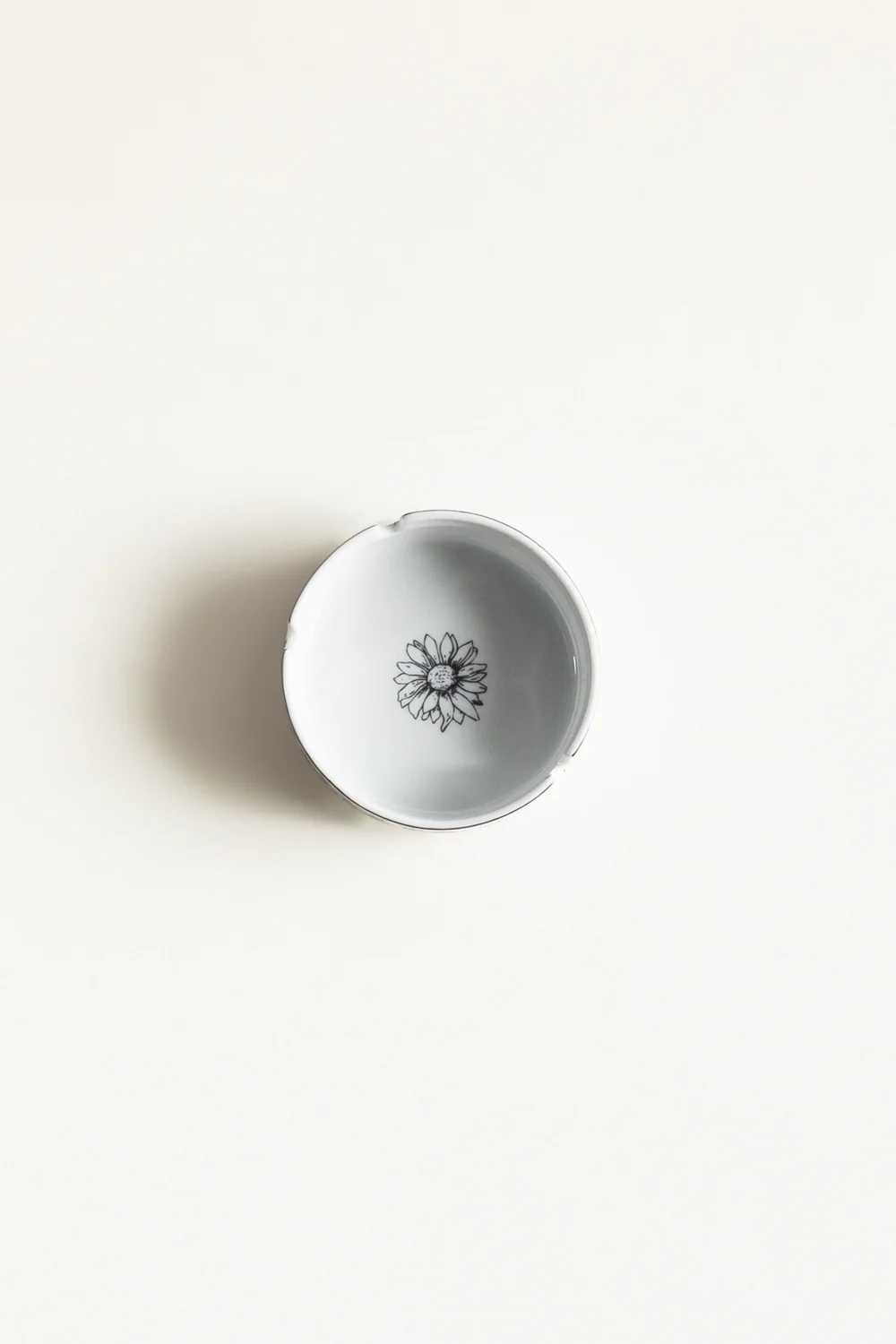 Fusion Ashtray Round - Image 2