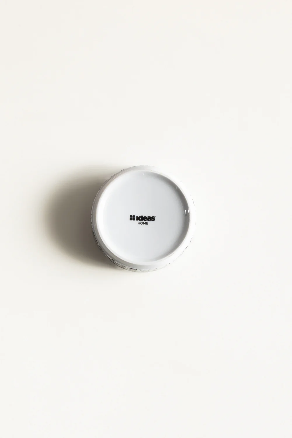 Fusion Ashtray Round - Image 3