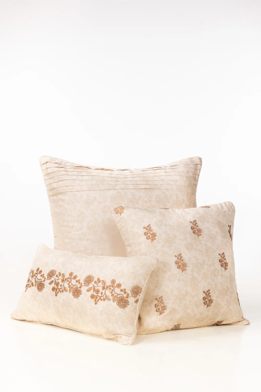 Gardenia Bloom T-200 Euro Sham Cushion Cover - Image 4