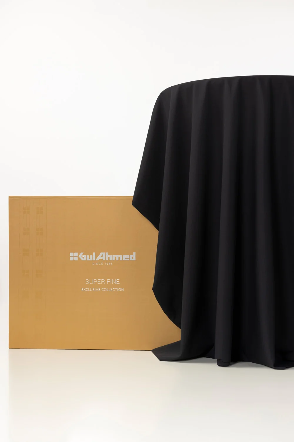 Gini Gold Unstitched Fabric Blended with Gift Box - Image 10