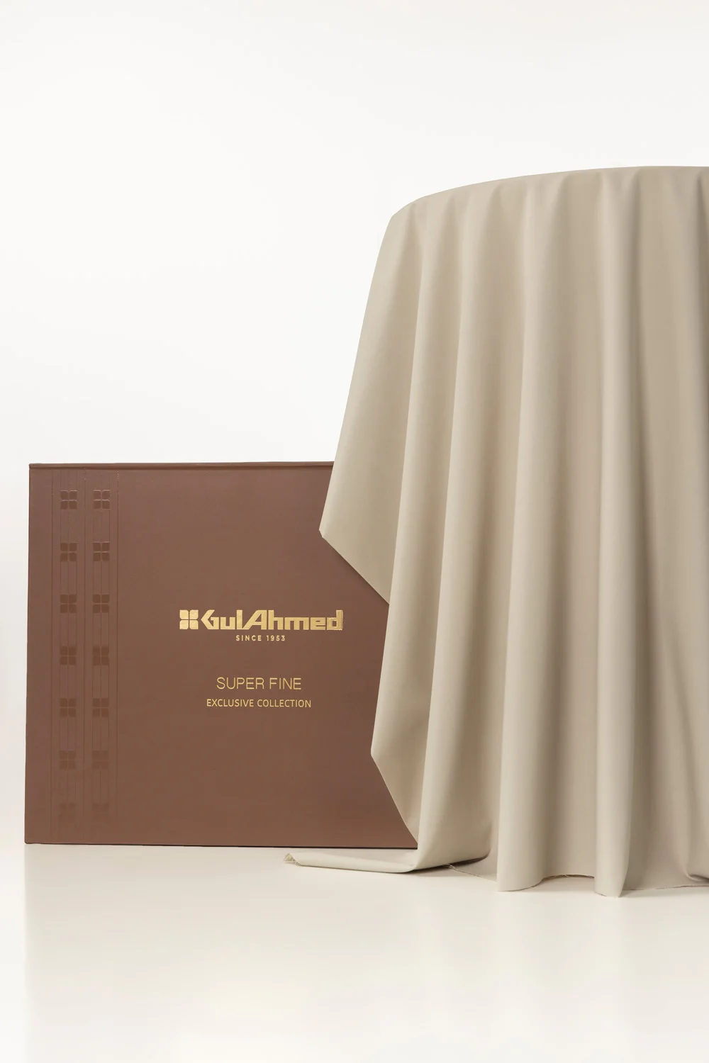 Gini Gold Unstitched Fabric Blended with Gift Box - Image 16