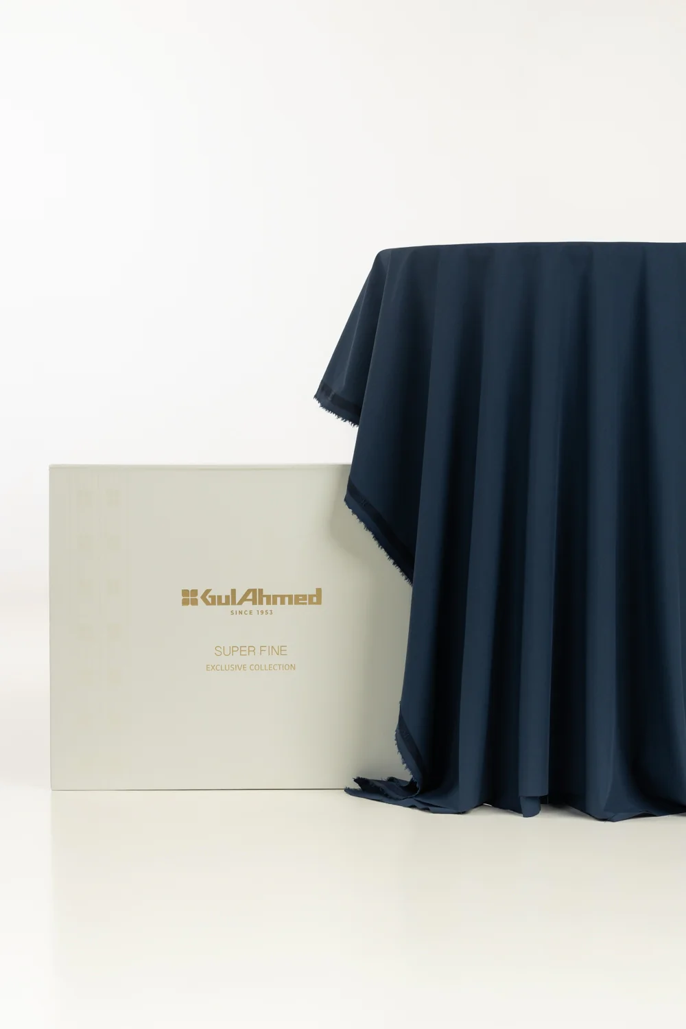 Gini Gold Unstitched Fabric Blended with Gift Box - Image 35