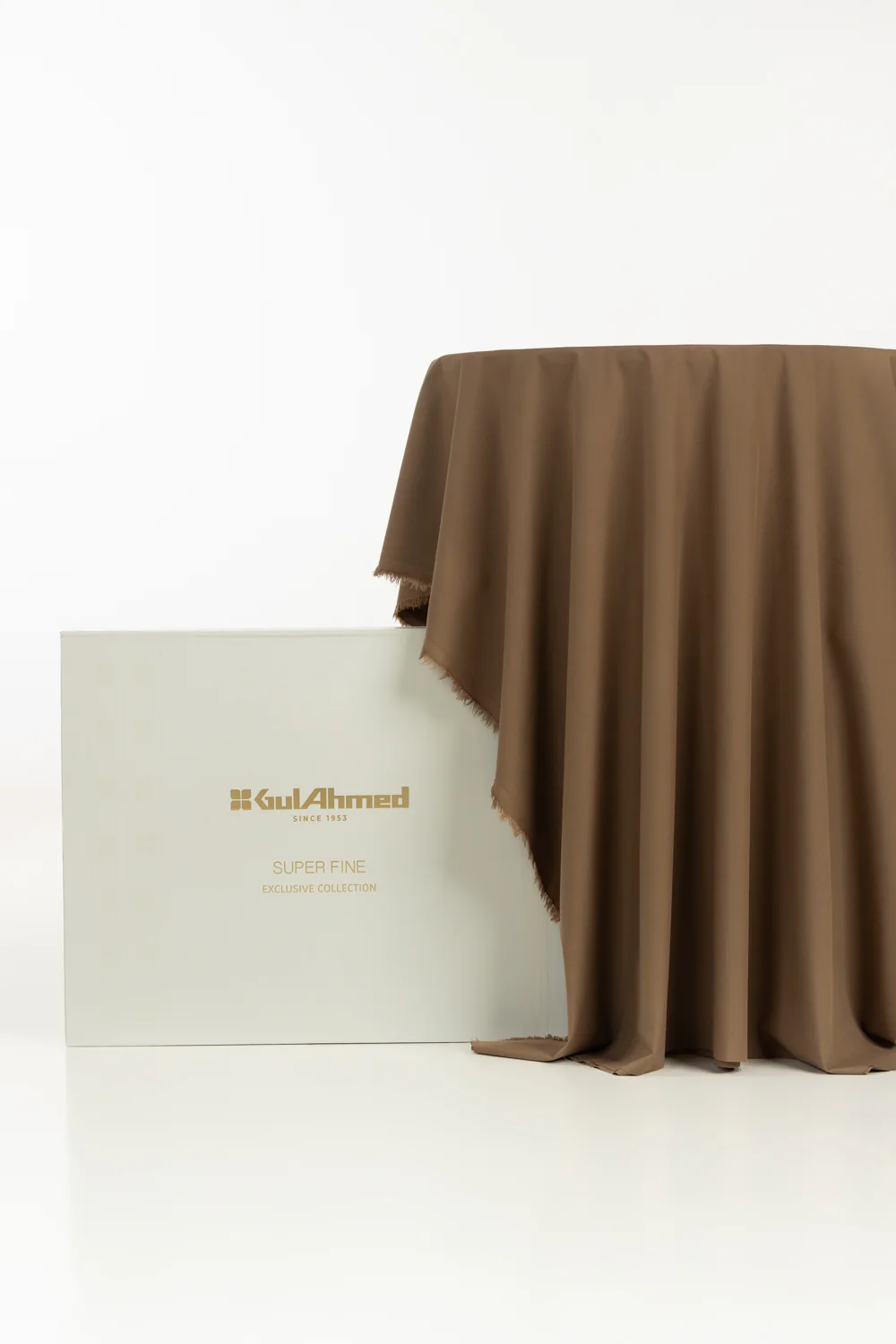 Gini Gold Unstitched Fabric Blended with Gift Box - Image 38
