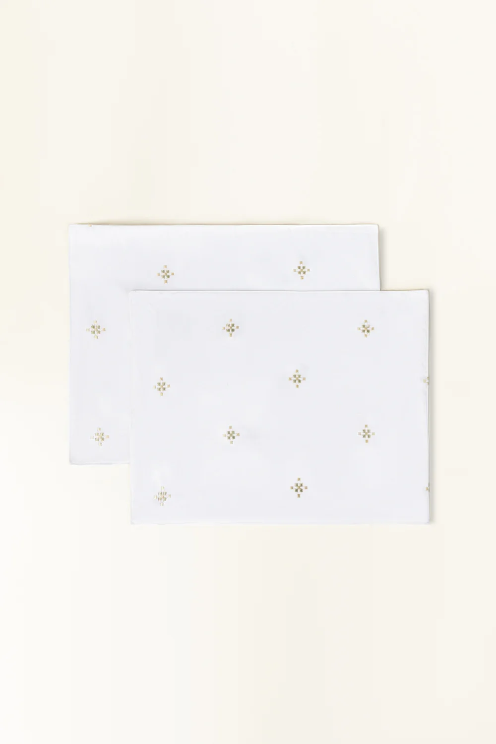 Green Cross Stitch Embroidered Placemat Pair - Image 2